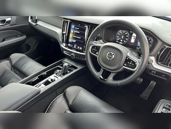 Used Volvo V60 2021 for sale - 77598075: Photo