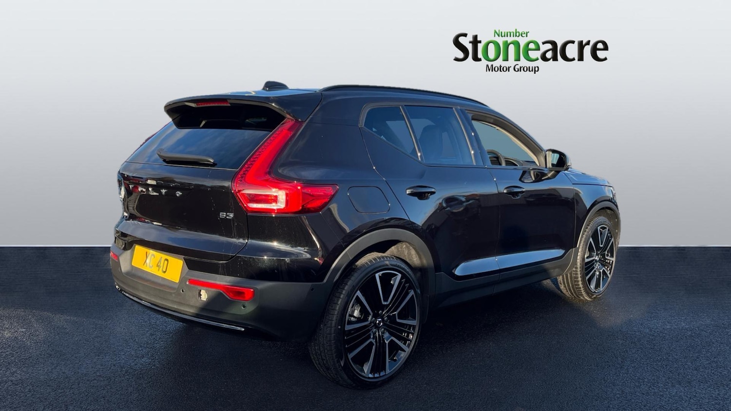 Used Volvo XC40 2025 for sale - 76592261: Photo 2