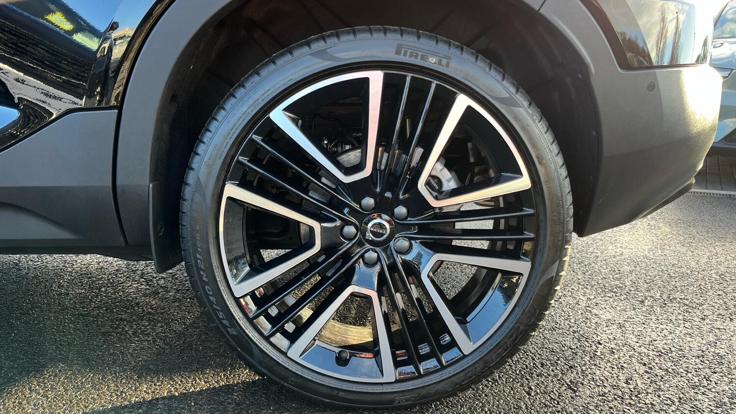 Used Volvo XC40 2025 for sale - 76592261: Photo 35