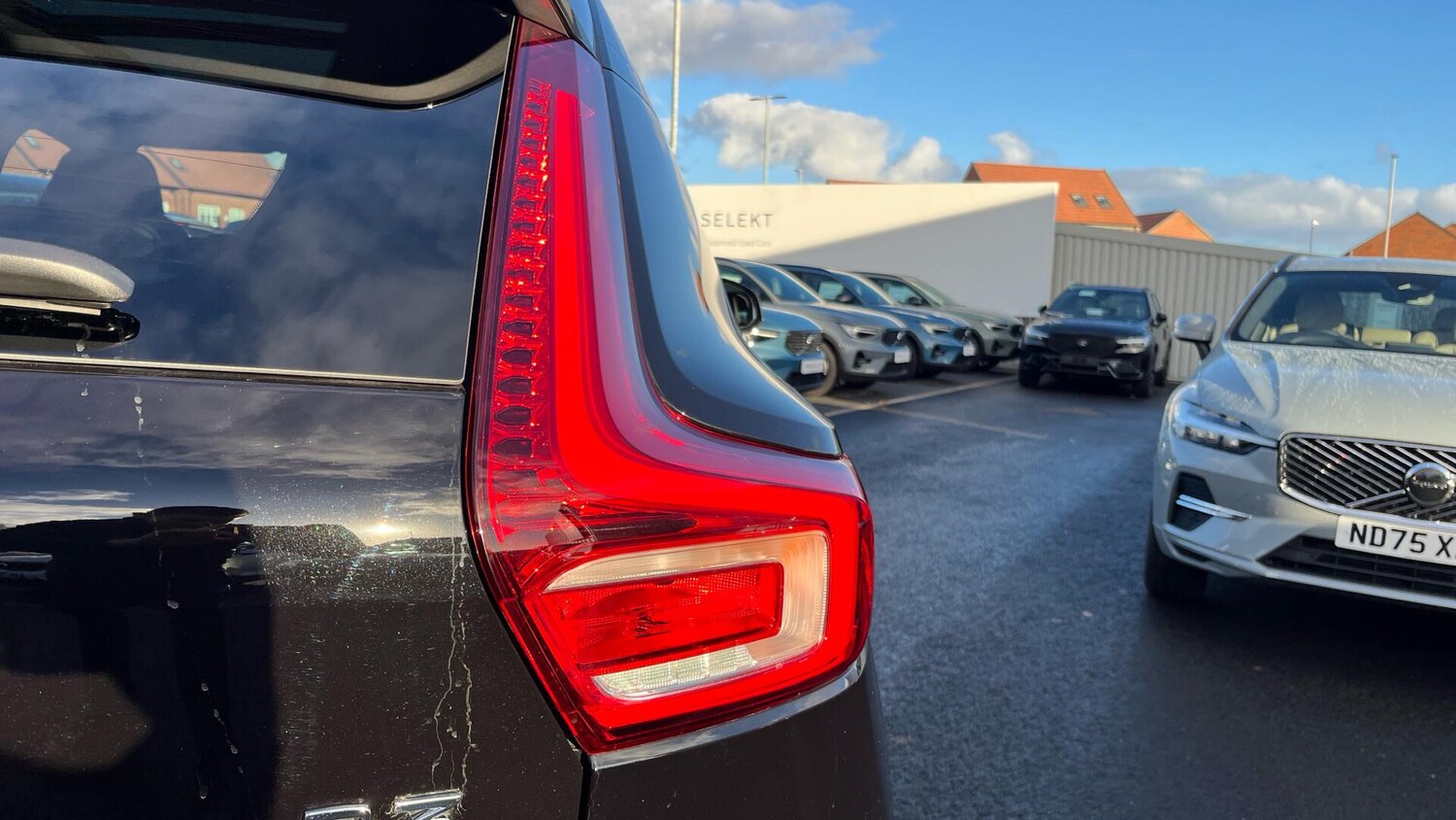 Used Volvo XC40 2025 for sale - 76592261: Photo 42