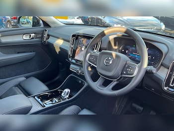 Used Volvo XC40 2025 for sale - 76592261: Photo