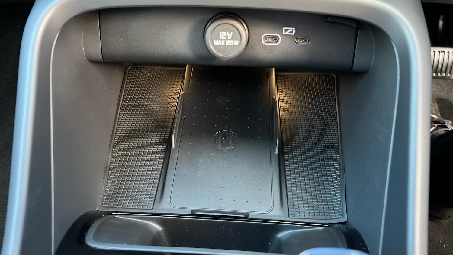 Used Volvo XC40 2025 for sale - 76592261: Photo 52