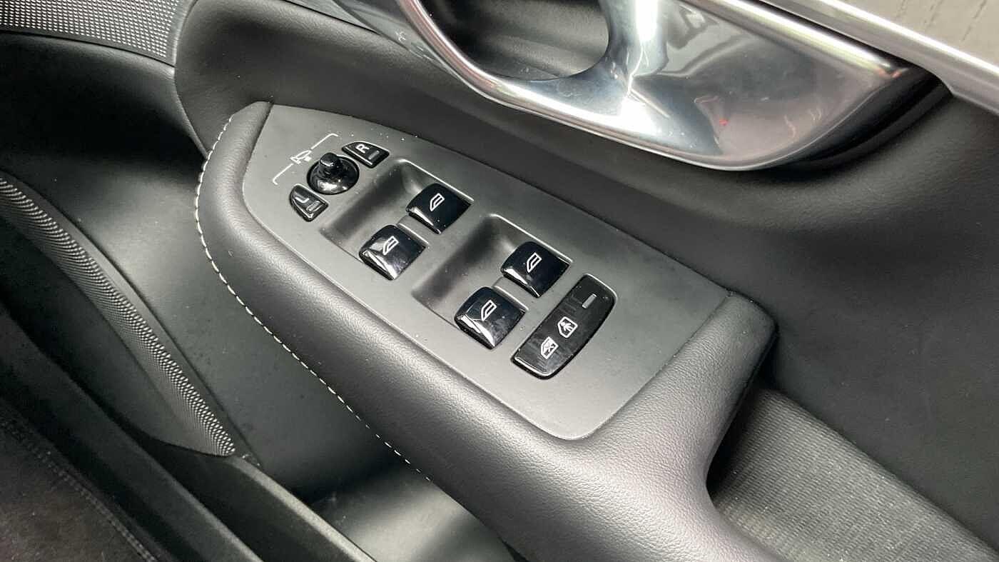 Used Volvo XC90 for sale - 76728535: Photo 27