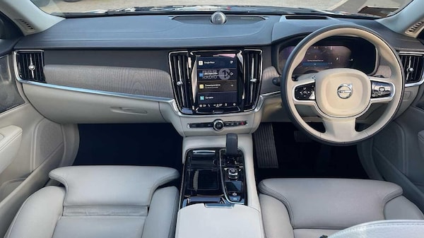 Used Volvo V90 2024 for sale - 76238916: Photo 6