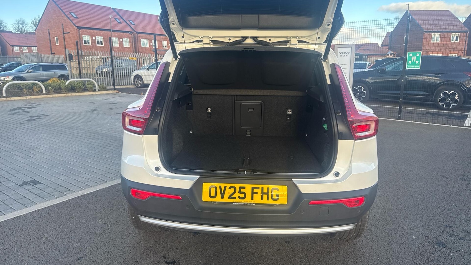 Used Volvo XC40 2025 for sale - 76995436: Photo 13