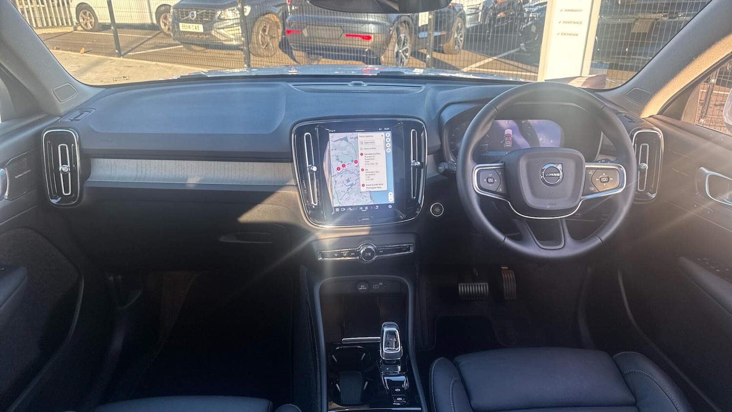 Used Volvo XC40 2025 for sale - 76995436: Photo 5