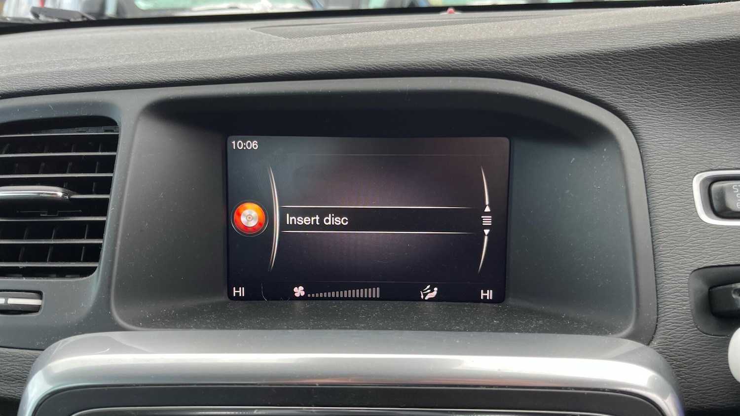 Used Volvo S60 2018 for sale - 76612999: Photo 16