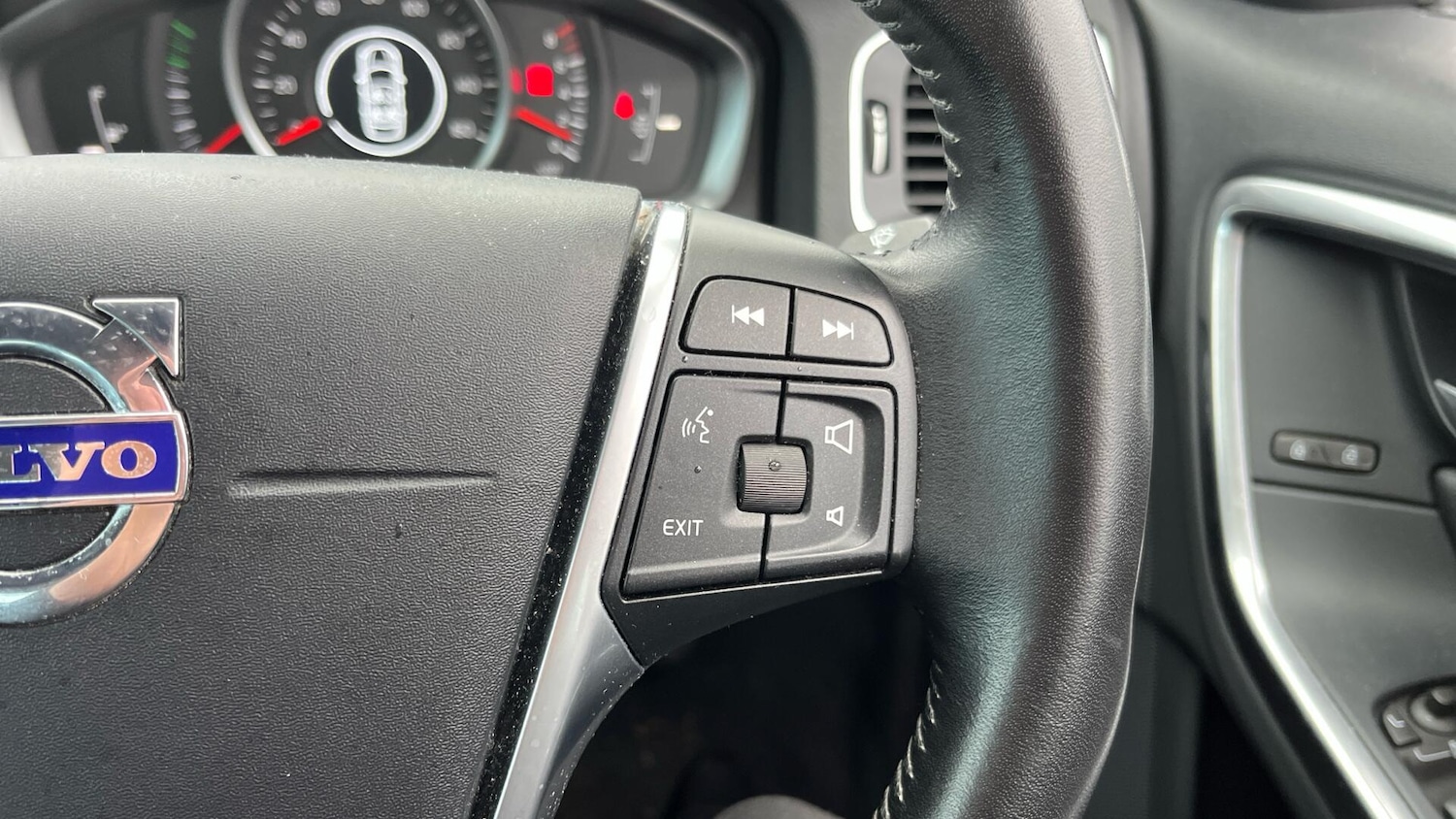 Used Volvo S60 2018 for sale - 76612999: Photo 20