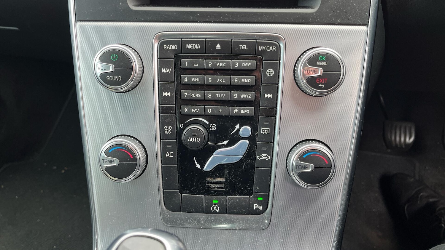 Used Volvo S60 2018 for sale - 76612999: Photo 32