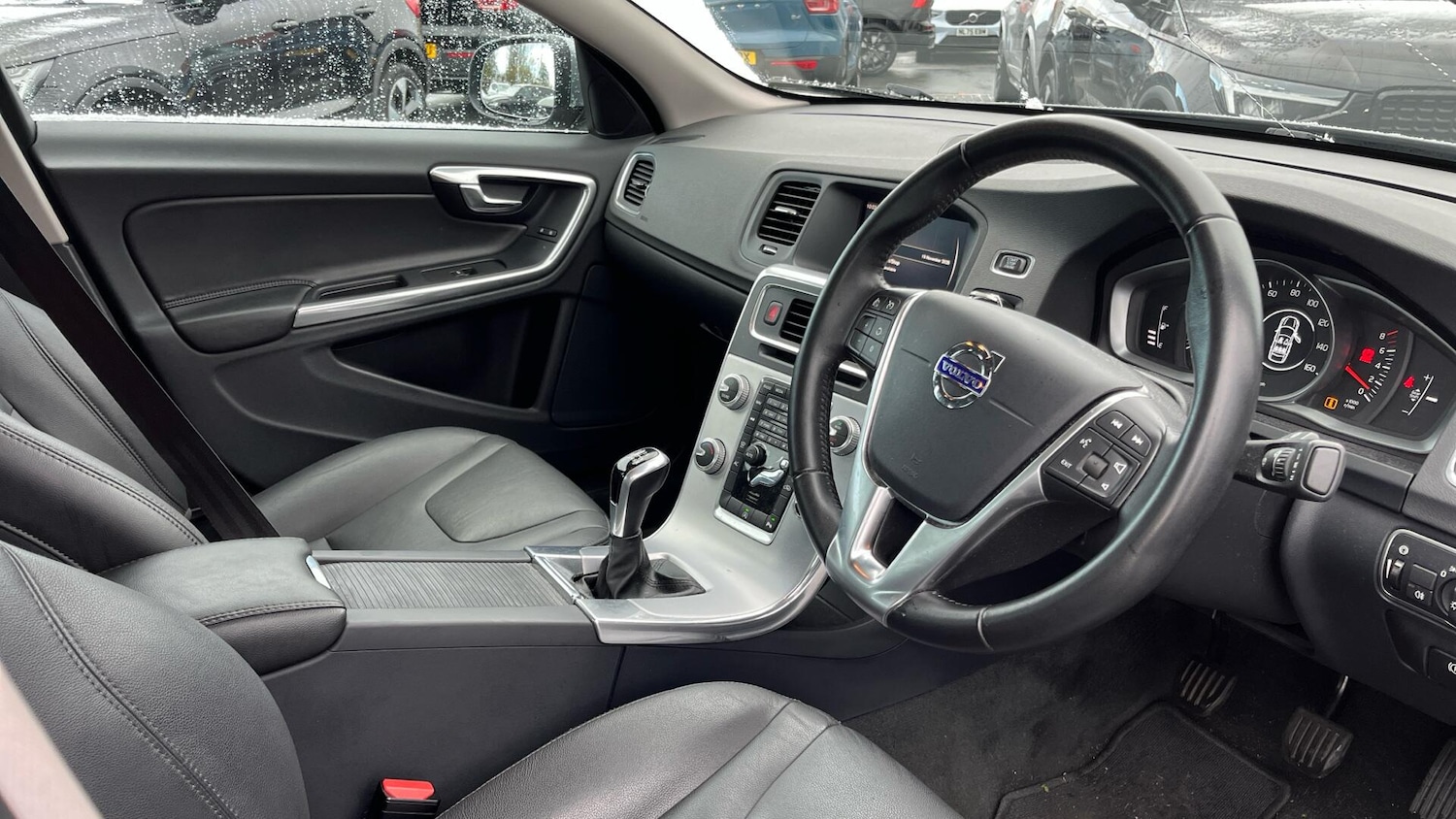 Used Volvo S60 2018 for sale - 76612999: Photo 4