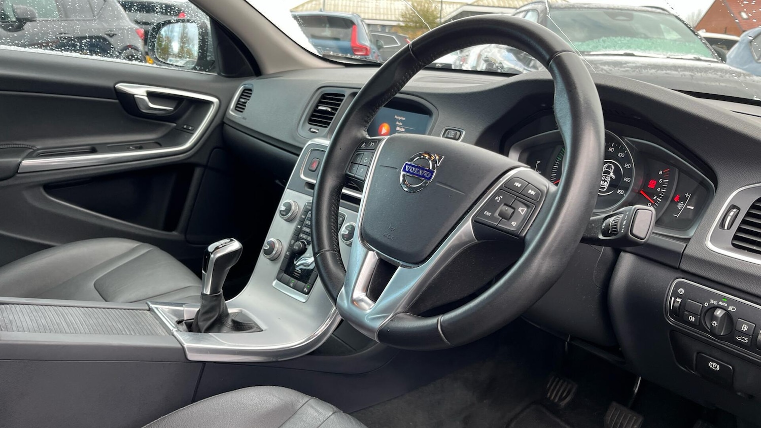 Used Volvo S60 2018 for sale - 76612999: Photo 47