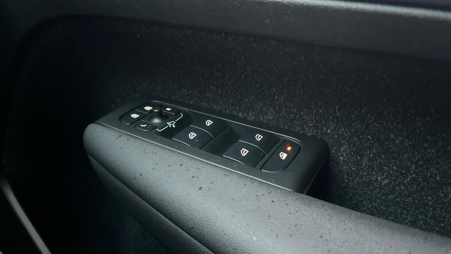 Used Volvo XC40 2020 for sale - 76592451: Photo 24