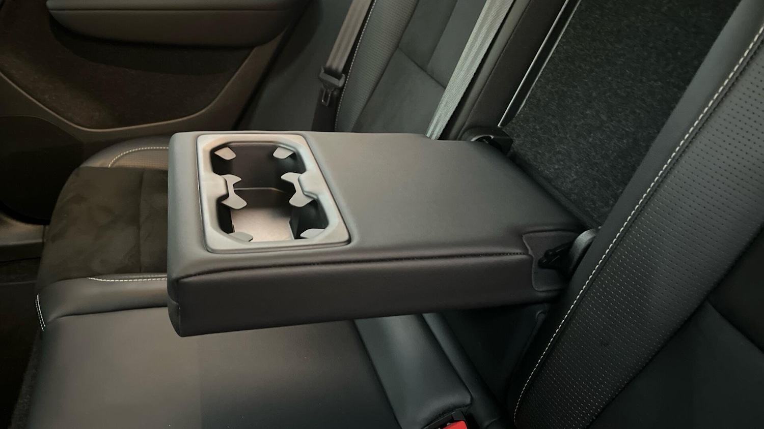 Used Volvo XC40 2020 for sale - 76592451: Photo 34