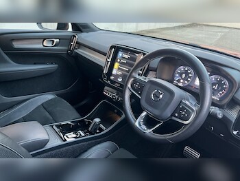 Used Volvo XC40 2020 for sale - 76592451: Photo