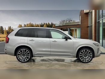Used Volvo XC90 2025 for sale - 76240109: Photo