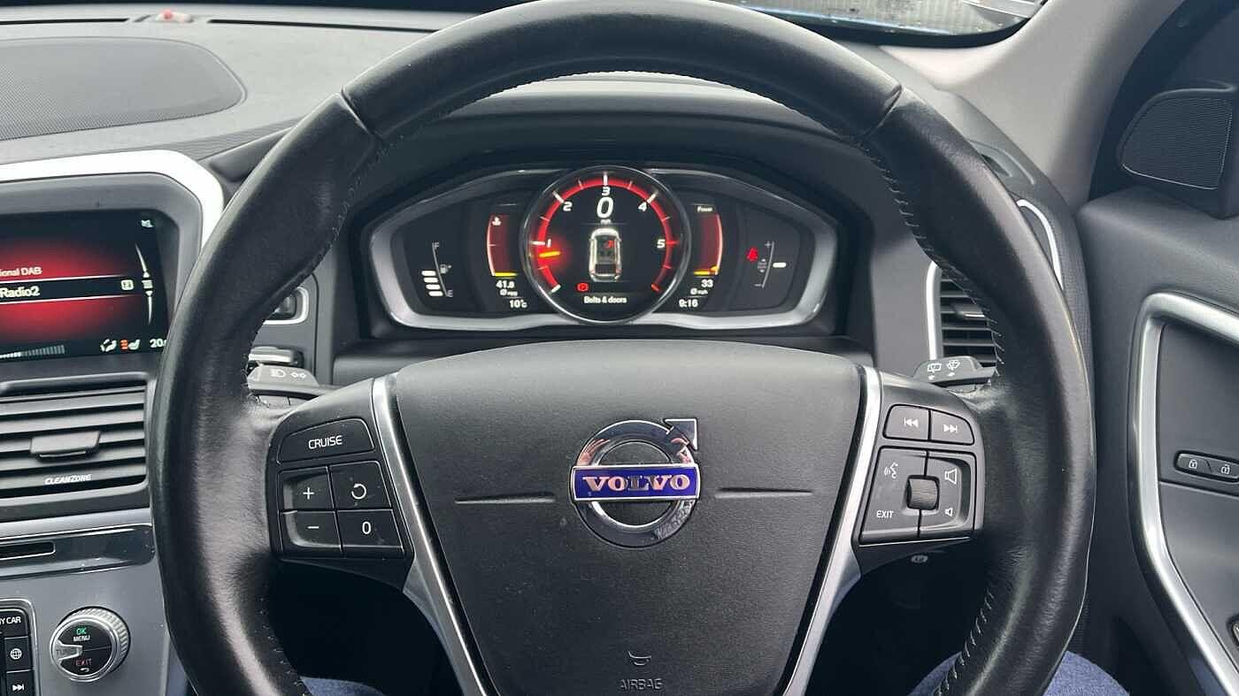 Used Volvo XC60 2017 for sale - 77738098: Photo 12