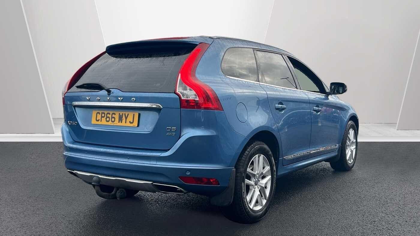 Used Volvo XC60 2017 for sale - 77738098: Photo 2