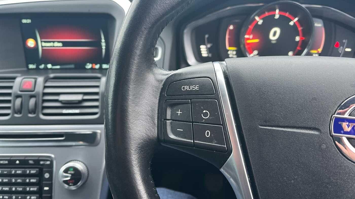 Used Volvo XC60 2017 for sale - 77738098: Photo 24