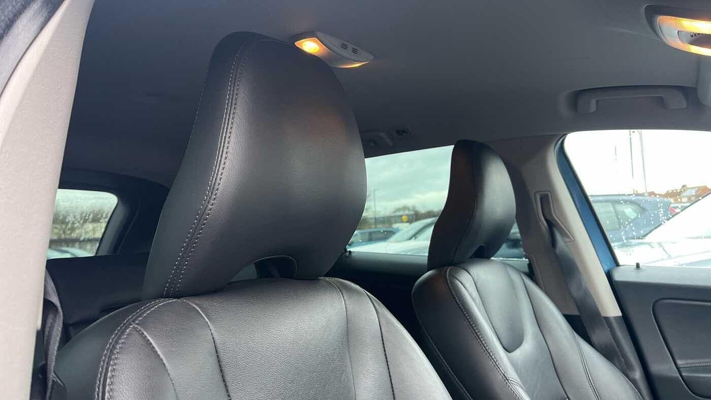 Used Volvo XC60 2017 for sale - 77738098: Photo 33