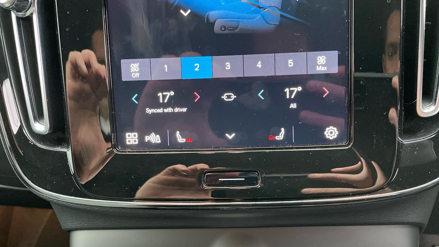 Used Volvo XC40 for sale - 77304876: Photo 29