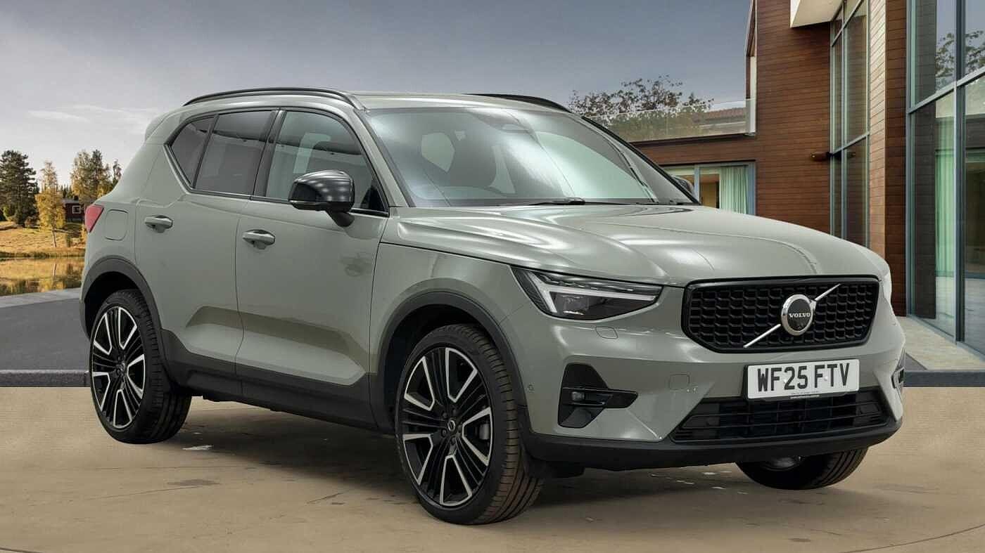 Used Volvo XC40 2025 for sale - 76408675: Photo 1