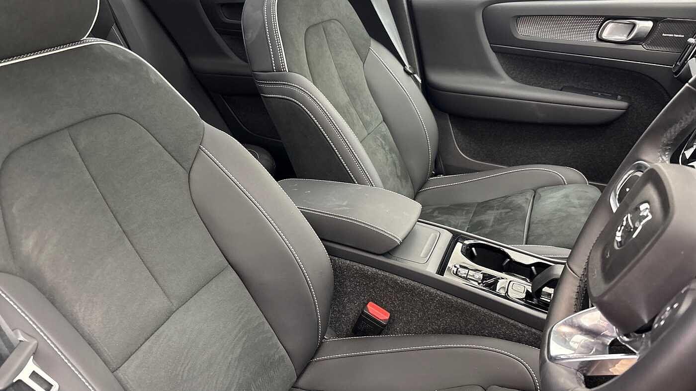 Used Volvo XC40 2025 for sale - 76408675: Photo 29