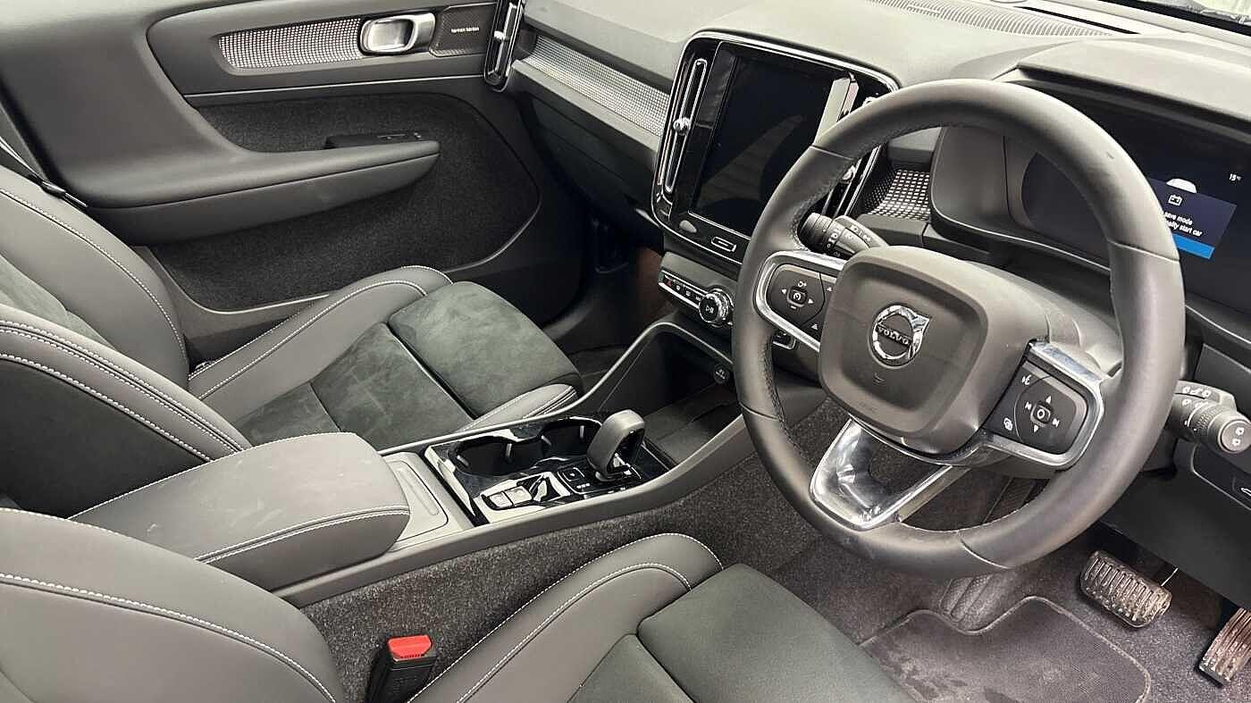 Used Volvo XC40 2025 for sale - 76408675: Photo 9