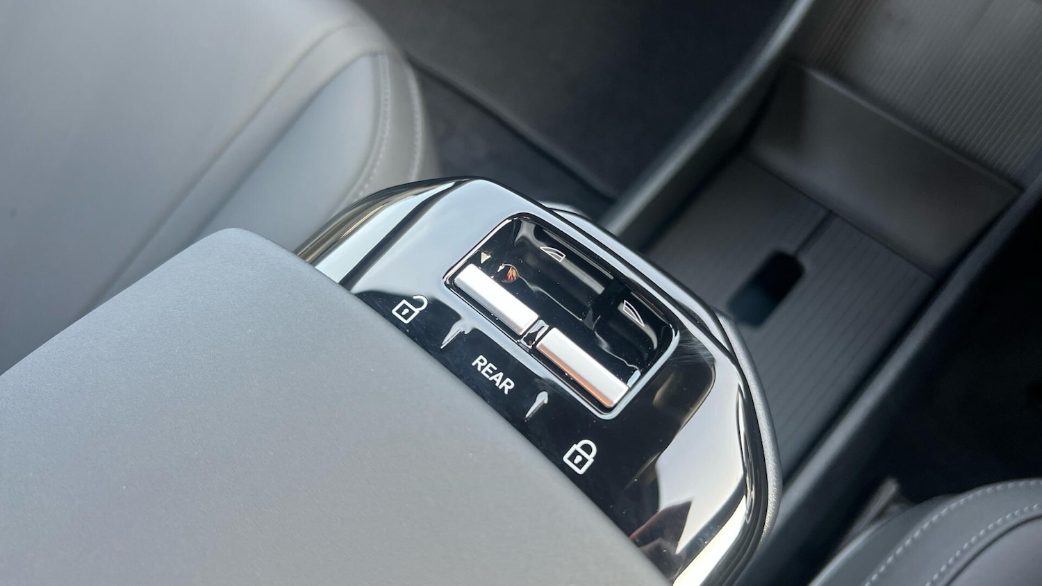 Used Volvo EX30 2025 for sale - 77330359: Photo 24