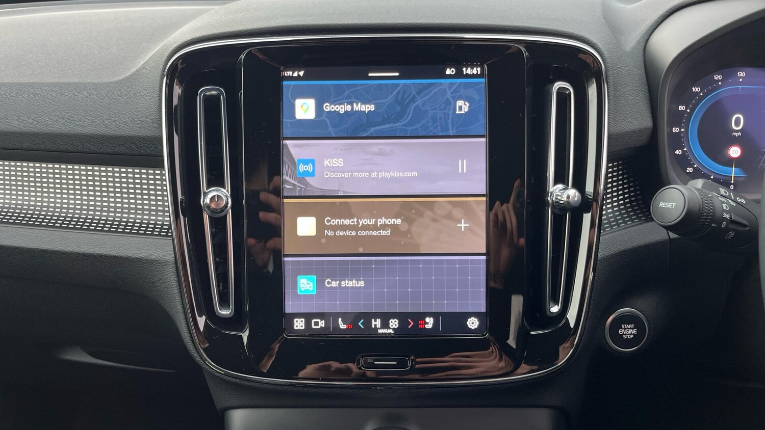 Used Volvo XC40 2025 for sale - 76887155: Photo 12