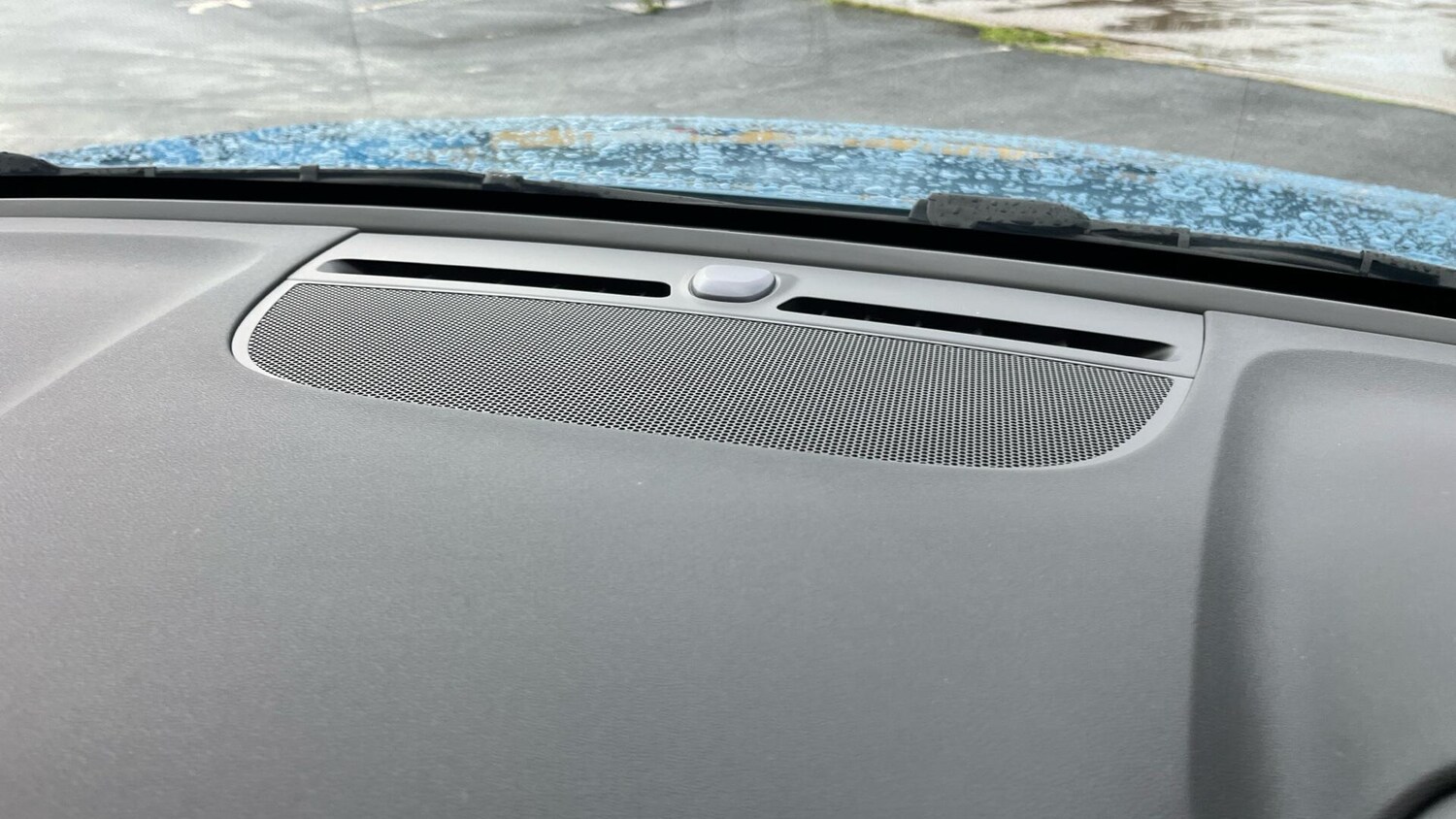 Used Volvo XC40 2025 for sale - 76887155: Photo 23