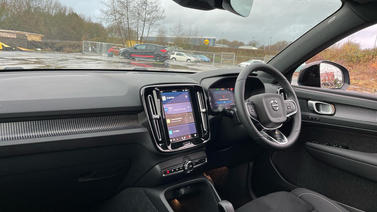 Used Volvo XC40 2025 for sale - 76887155: Photo 49