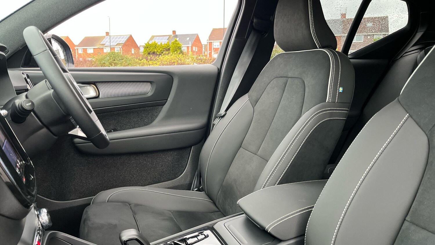 Used Volvo XC40 2025 for sale - 76887155: Photo 52