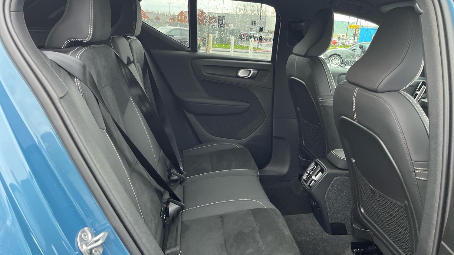 Used Volvo XC40 2025 for sale - 76887155: Photo 6