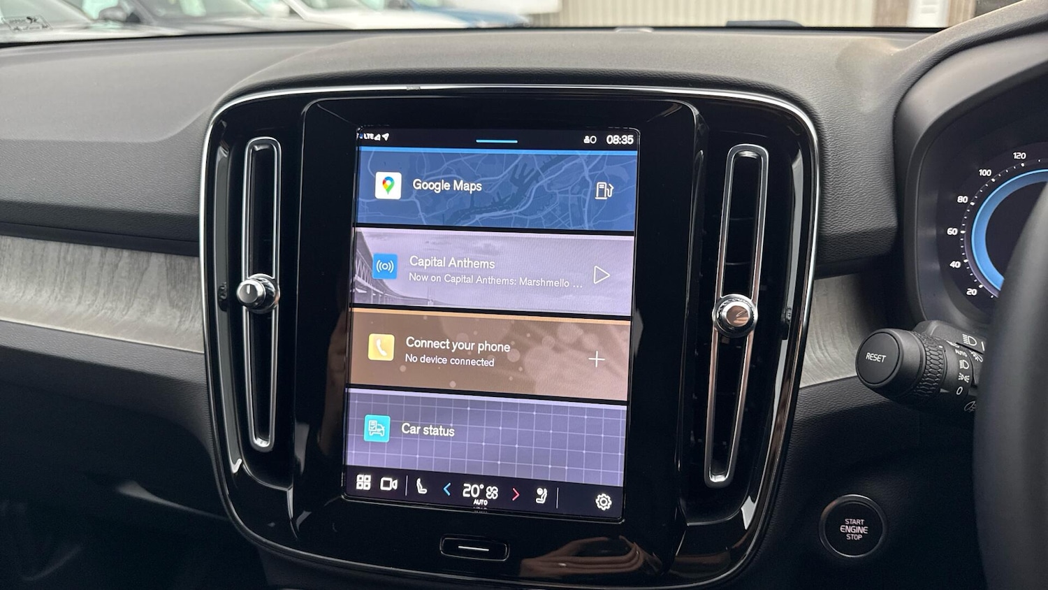 Used Volvo XC40 2023 for sale - 76071919: Photo 12