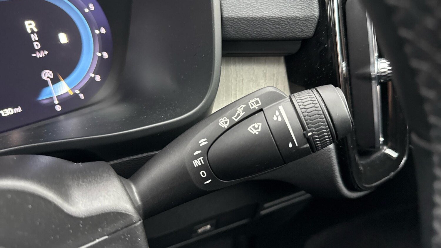 Used Volvo XC40 2023 for sale - 76071919: Photo 22