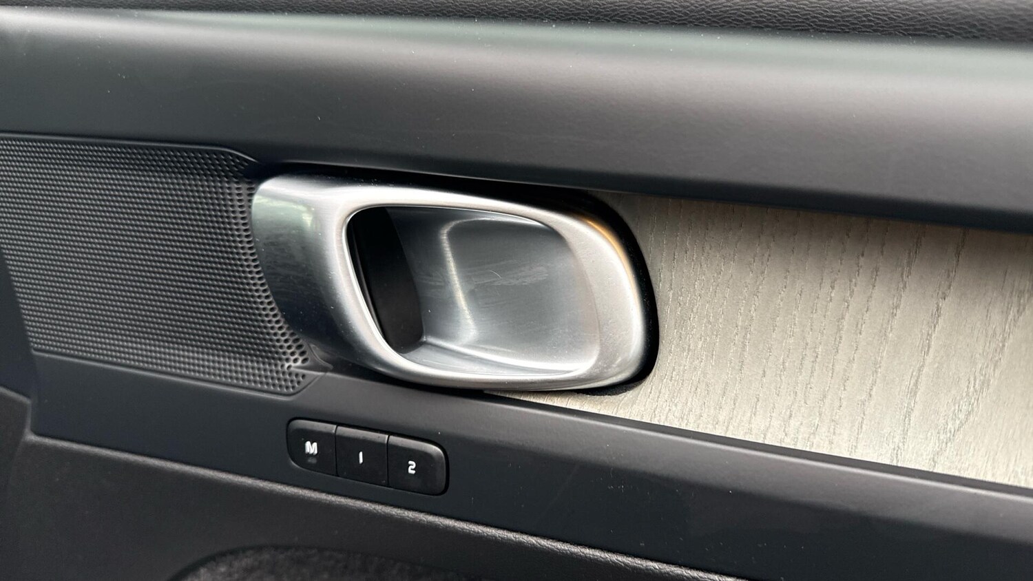 Used Volvo XC40 2023 for sale - 76071919: Photo 27