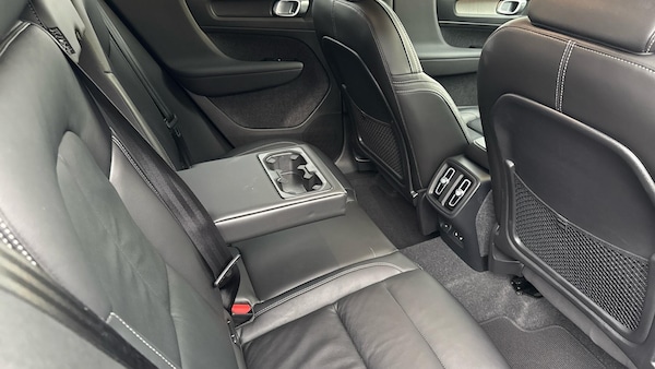 Used Volvo XC40 2023 for sale - 76071919: Photo 31