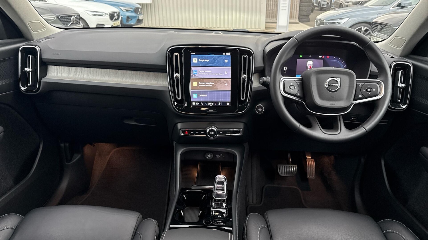 Used Volvo XC40 2023 for sale - 76071919: Photo 5