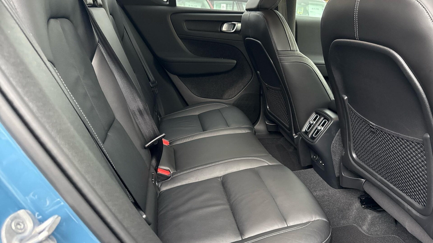 Used Volvo XC40 2023 for sale - 76071919: Photo 6