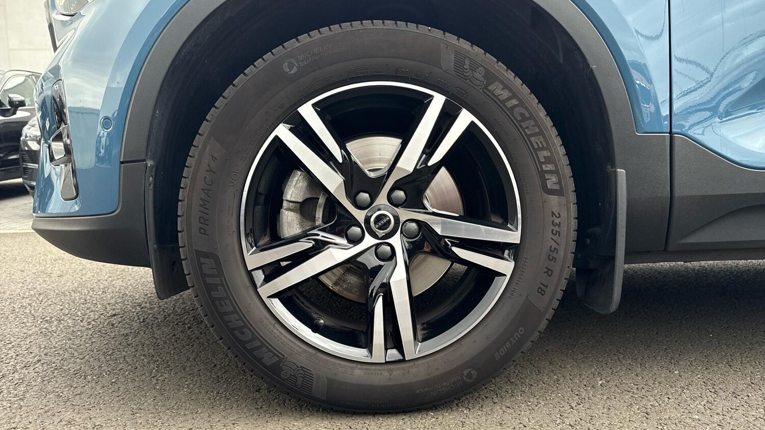 Used Volvo XC40 2023 for sale - 76071919: Photo 9