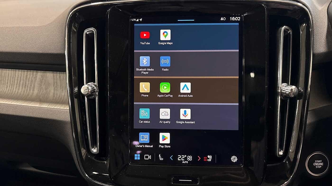 Used Volvo XC40 for sale - 76728269: Photo 28