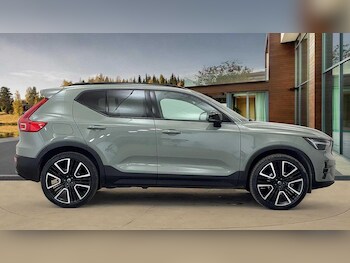 Used Volvo XC40 2025 for sale - 76728269: Photo