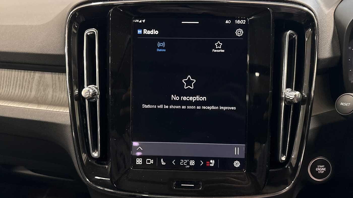 Used Volvo XC40 for sale - 76728269: Photo 31