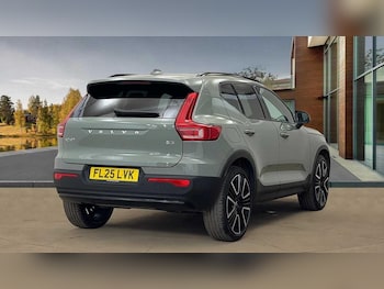 Used Volvo XC40 2025 for sale - 76728269: Photo