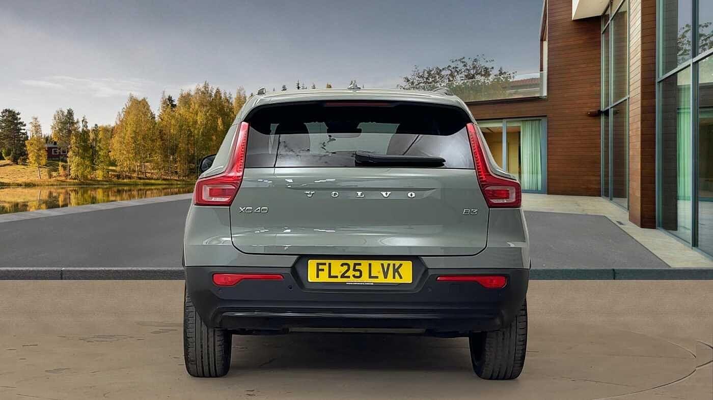 Used Volvo XC40 for sale - 76728269: Photo 4