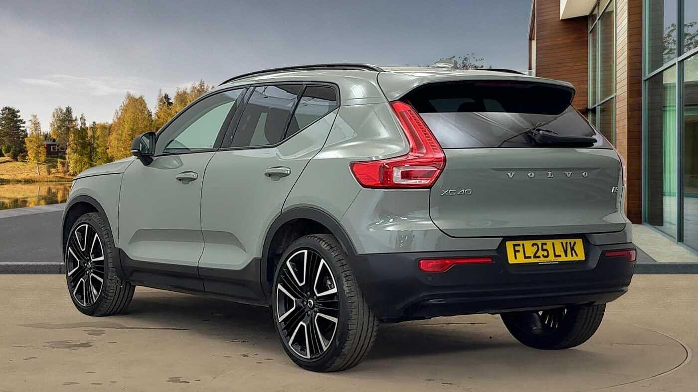 Used Volvo XC40 for sale - 76728269: Photo 5
