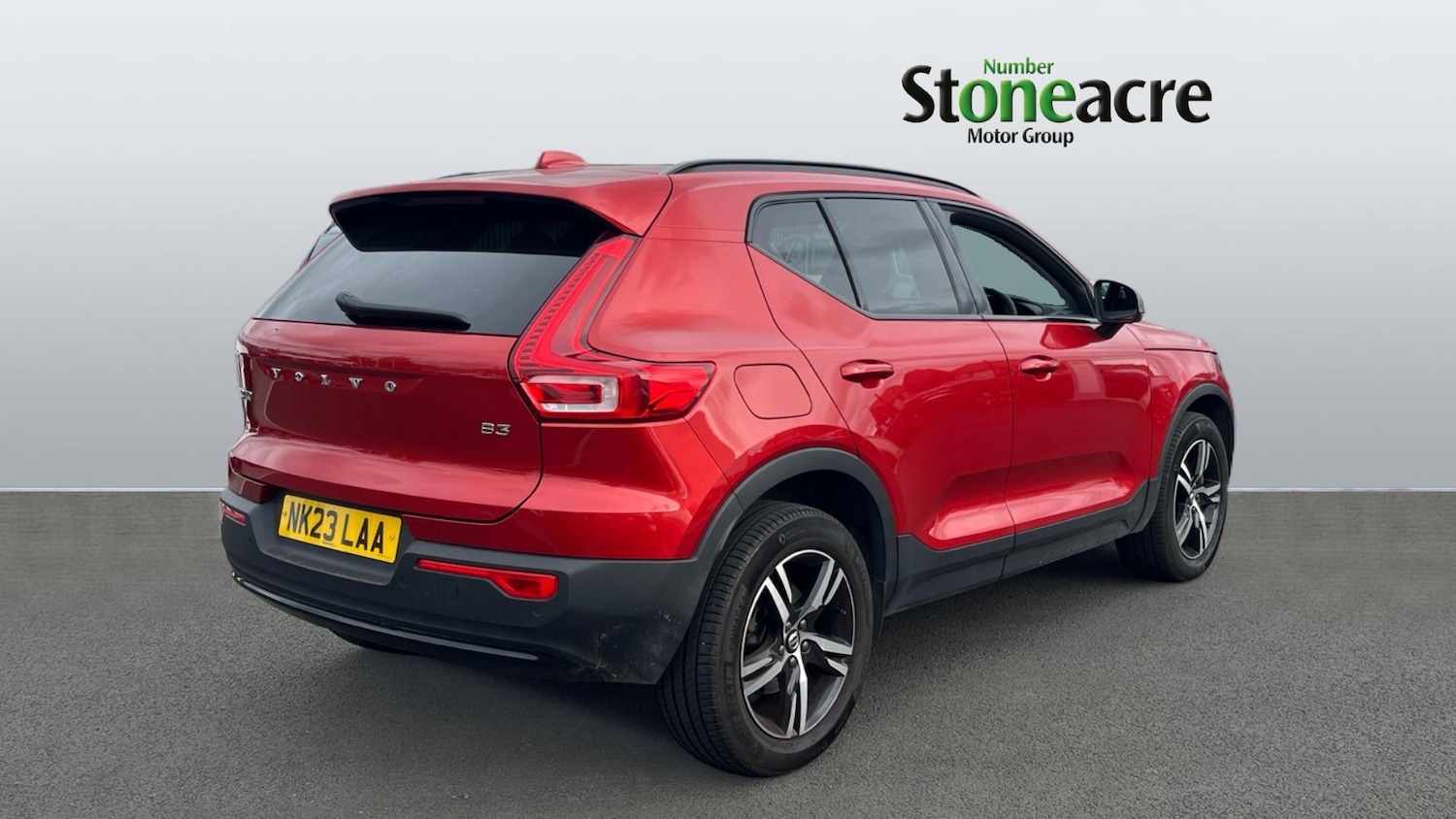 Used Volvo XC40 2023 for sale - 78007614: Photo 2