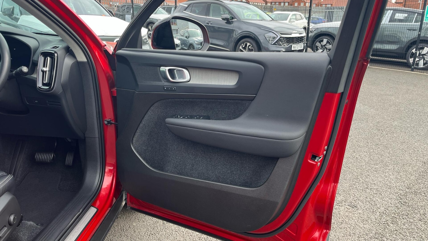 Used Volvo XC40 2023 for sale - 78007614: Photo 27