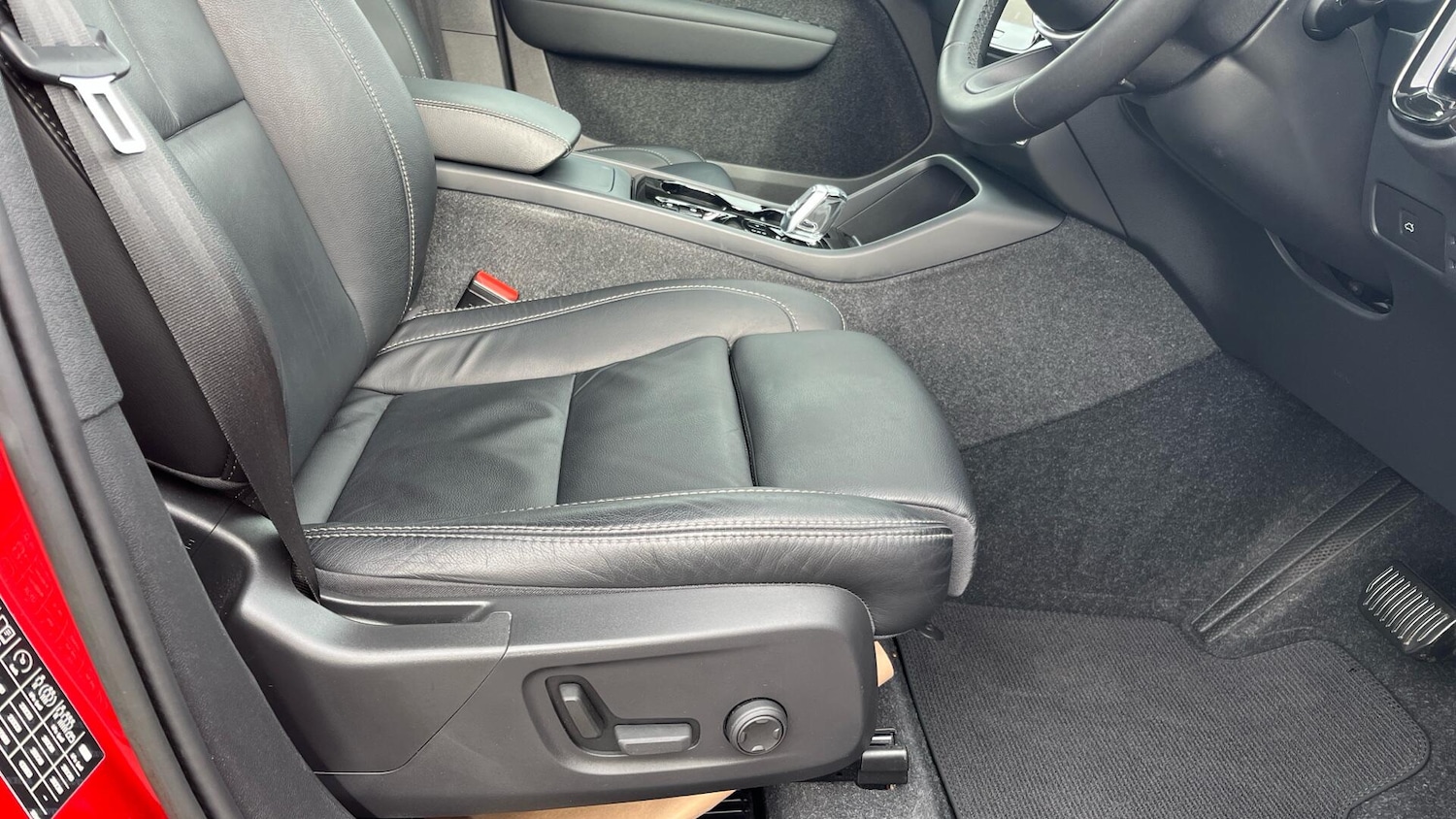 Used Volvo XC40 2023 for sale - 78007614: Photo 28