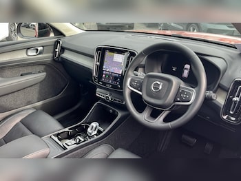 Used Volvo XC40 2023 for sale - 78007614: Photo